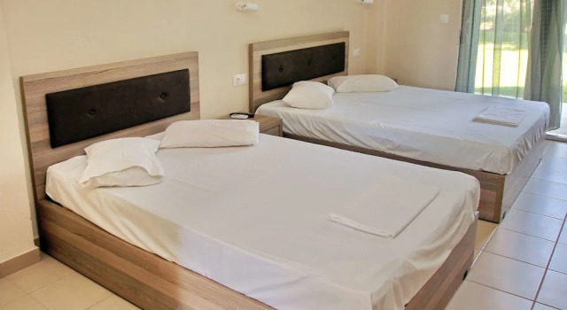 Priona Rooms, Book Hotel Paralía Skotínis Macedonia