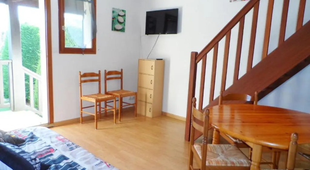 Appartement Le Home Varaville, 3 pièces, 6 personnes - FR-1-487-140, Забронировать Апартаменты/квартира Отели Варавиль с парковкой, Парковка
