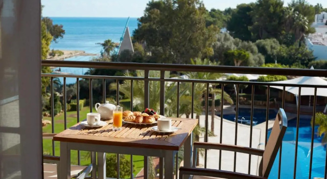 Полулюкс с видом на море Insotel Fenicia Prestige Suites & Spa