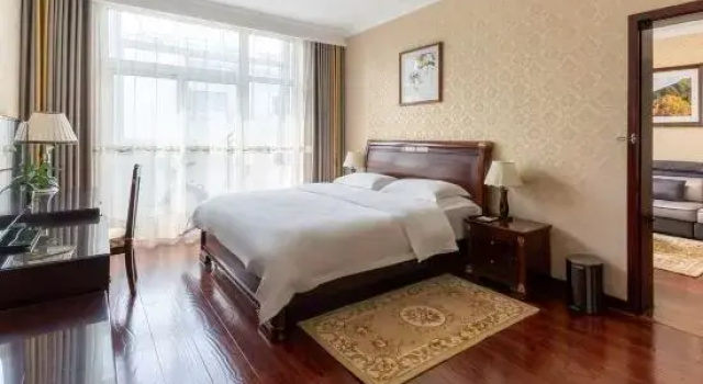 Люкс Business Yibin Hotel