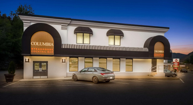 Best Western Plus Columbia River Hotel, Buchen Sie Hotel SPA-Hotels in British Columbia, SPA