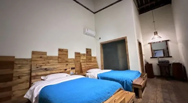 Люкс с 2 комнатами с красивым видом из окна Yinyi Water Town Hostel