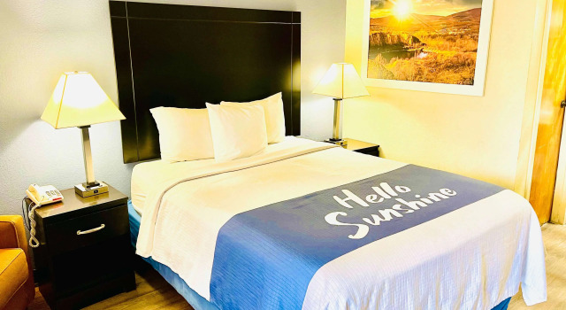 Days Inn by Wyndham Easley West Of Greenville/Clemson Area, Prenota Locanda Easley 