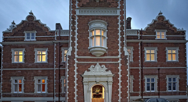 Wivenhoe House Hotel