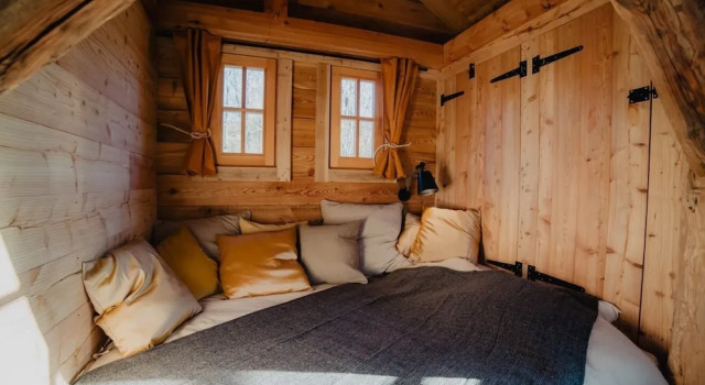 Les cabanes du Dauphiné et logis à la ferme, Prenota Affittacamere Hotel a Alvernia con parcheggio, Parcheggio