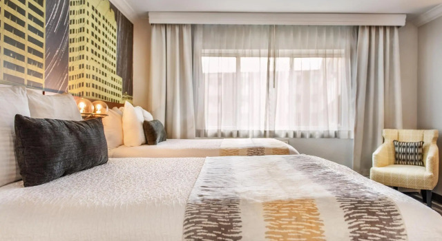 Четырёхместный номер Standard Best Western Plus Milwaukee West