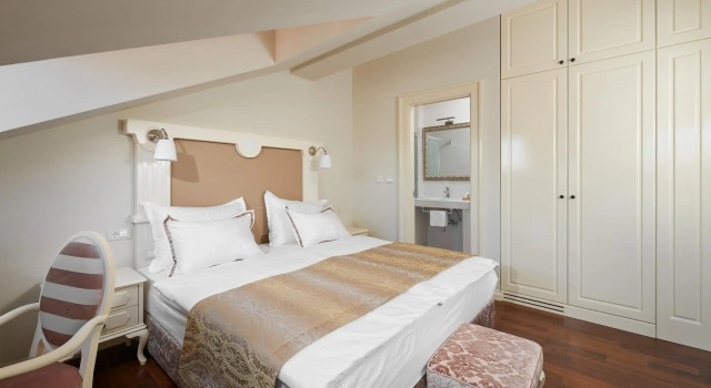 Piazza Heritage Hotel