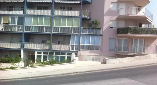 Deluxe Beach Apartments Renata, Prenota Appartamento Splitska 