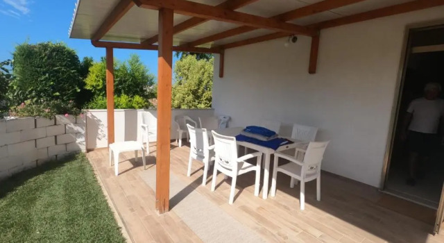 Коттедж Ettore 3-bed Villa - Sleeps 6, Garden & Parking