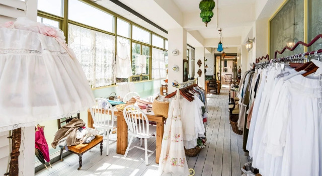 Margarret Pension and Antique Cafe, Забронировать Отель Отели Согвипхо с парковкой, рядом с Отель и казино Shilla, Парковка
