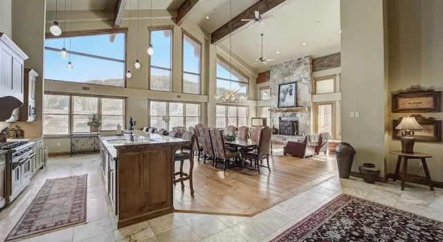 Апартаменты Mont Cervin #31 by Avantstay Luxury Ski in Ski out Home in Park City!