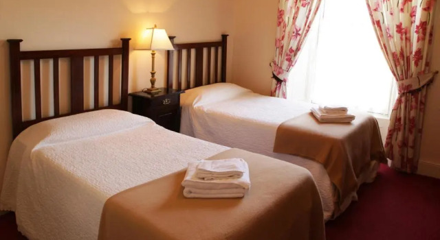 Standard Doppel Zimmer Crotty's Pub & Accommodation