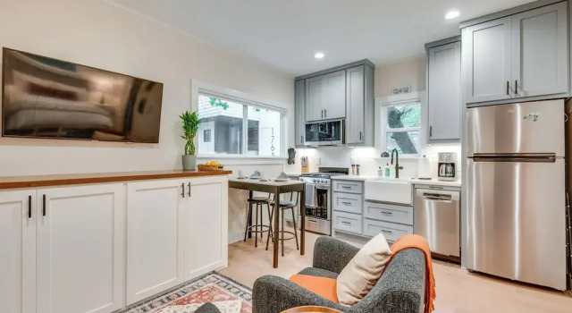 Апартаменты Apt By ATL Beltline: 3 Mi to Mercedes-benz Stadium