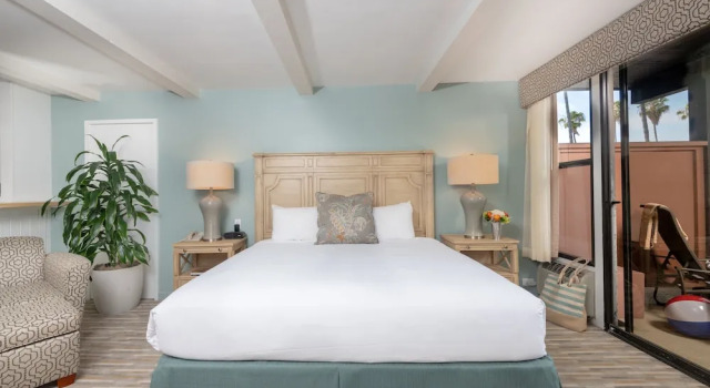 Двухместный номер Superior La Jolla Shores Hotel
