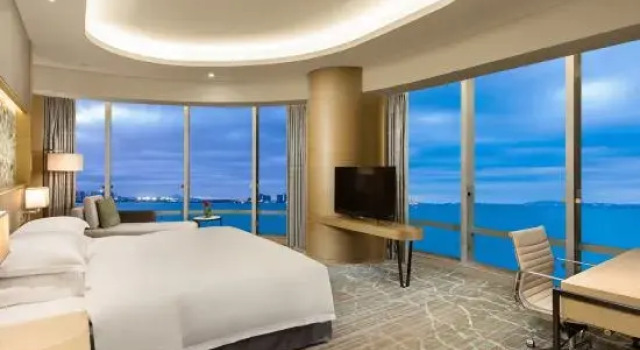 Люкс Deluxe с красивым видом из окна Xiamen Wutong Fliport Hotel