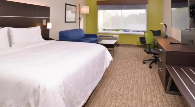 Люкс Holiday Inn Express & Suites Mall of America - MSP Airport by IHG