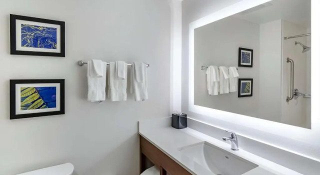 Люкс Comfort Suites Grandview - Kansas City