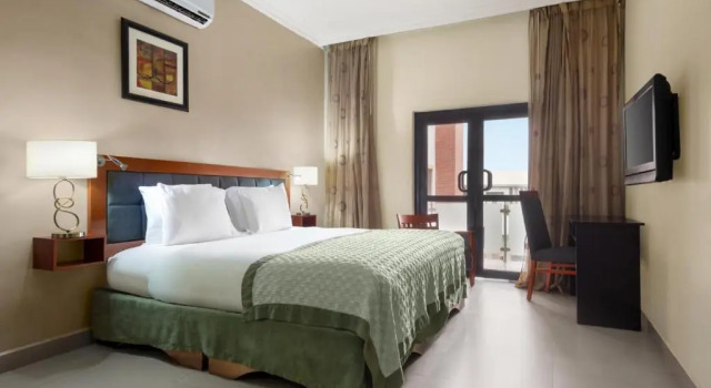 Четырёхместный люкс Hawthorn Suites by Wyndham Abuja