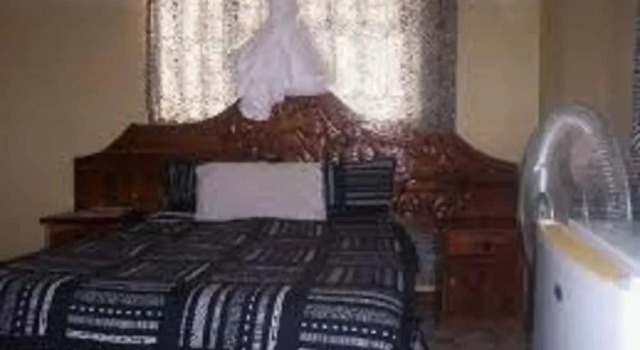 Kinsa Lodge, Book Hotel Hoteller i Copperbelt Province med pool, Swimmingpool