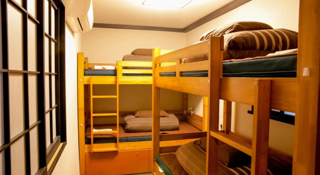 Кровать в общем номере Ks House Tokyo Oasis - Quality Hostel in Asakusa