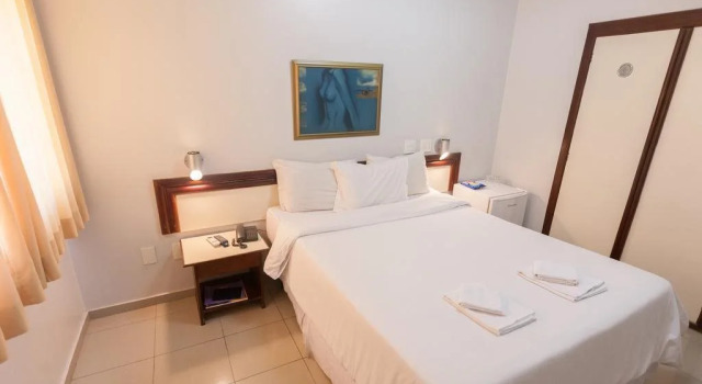 Lessa Hotel