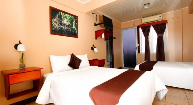 Семейный номер Standard с балконом Hotel Las Colinas