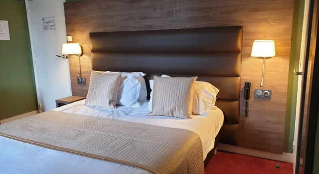 Четырёхместный номер Executive LHostellerie du Château de Bricquebec