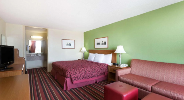 Days Inn by Wyndham Blacksburg Conference Center