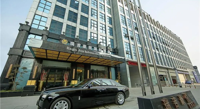 Zhengzhou St. Regis Xiyue International Hotel, Rezervovat Hotel Čeng-čou Henan