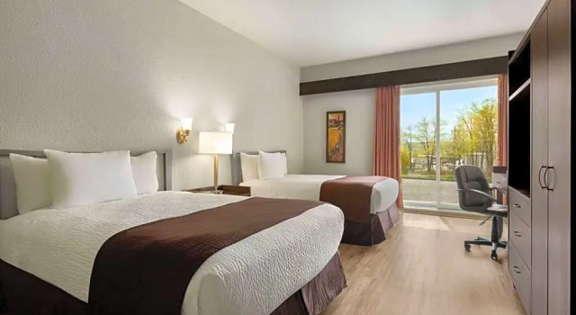 Номер Standard Цокольный этаж Days Inn by Wyndham Montmagny