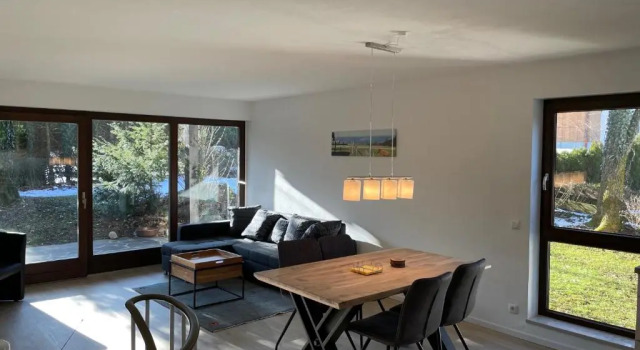 Апартаменты Großzügiges Domizil, 90qm, mit Terrasse, Garten und Garage
