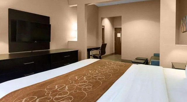 Номер Standard Comfort Suites Houston West at Clay Road