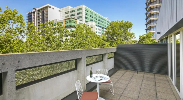 Студия Executive Quest Canberra City Walk