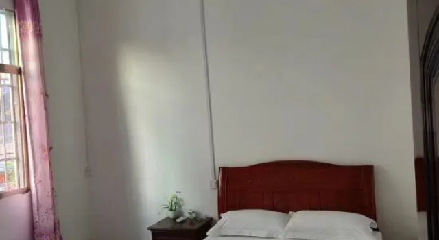 Люкс Standard Mangshan Style Farmhouse(Mangshan Grand Canyon Rafting Shop)