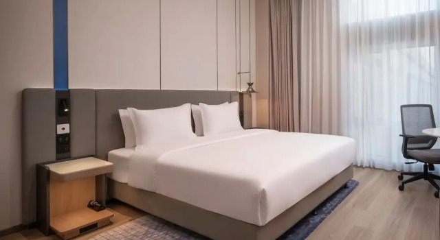 Двухместный номер Standard Holiday Inn Express Qingdao Downtown by IHG
