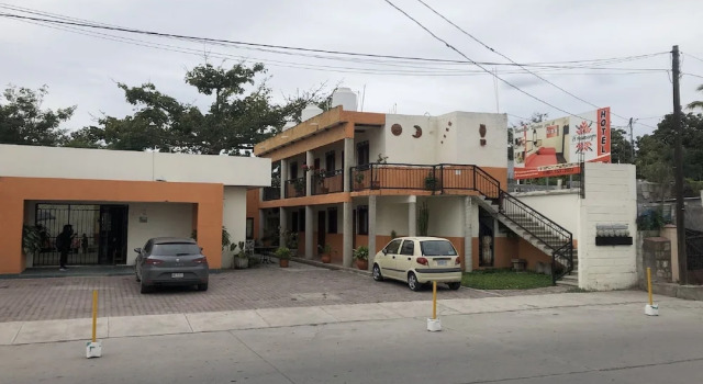 OYO Hotel Huapango, Prenota Hotel Hotel a El Bajio con parcheggio, Parcheggio