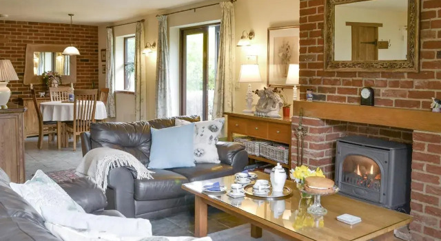 Riverside Cottage, Réserver Maison de vacances Hôtels à Angleterre avec piscine, Piscine