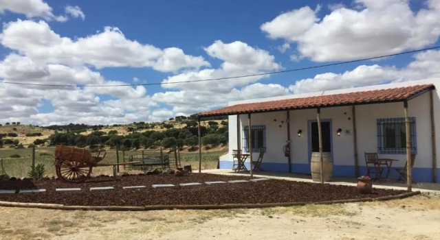 Коттедж Monte da Mesquita