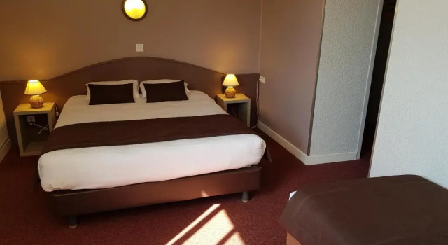 Трёхместный номер Standard Hôtel Port Beach