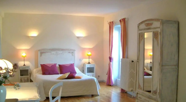 Двухместный номер Standard с видом на сад Chambres dHôtes "LE CALME"
