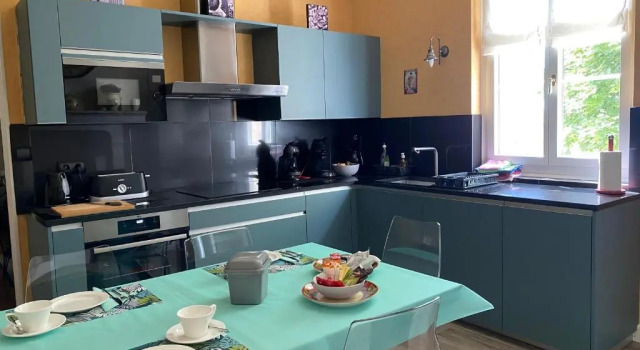 Коттедж с 4 комнатами Chateau de Bellevue B&B et Appartements avec Piscine saisonal chauffée et Chambres partout climatisées