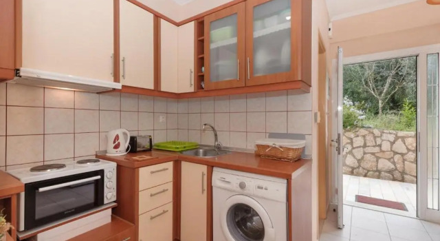 Студия Pasiphae Holiday Apartments