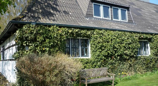 Chestnut Cottage, Забронировать Дом для отпуска Коттеджи Ploen, Коттедж