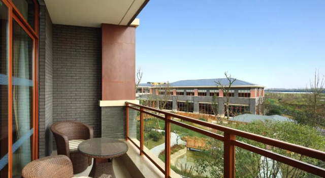 Номер Standard с видом на сад Four Points by Sheraton Chengdu, Anren