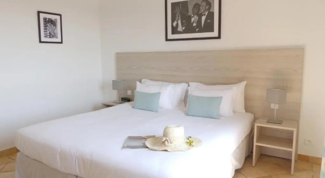 Номер Superior Hotel les Bouis comfort 4 stars