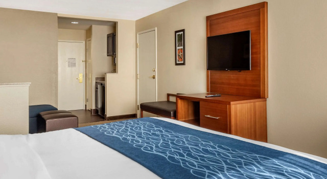 Двухместный люкс Comfort Inn & Suites Texas Hill Country