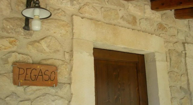 Трёхместный номер Standard с балконом Agriturismo Borgo San Martino