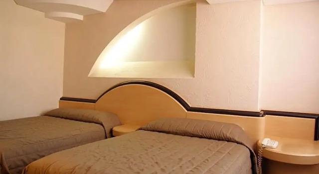 Двухместный номер Standard Portonovo Hotel & Suites