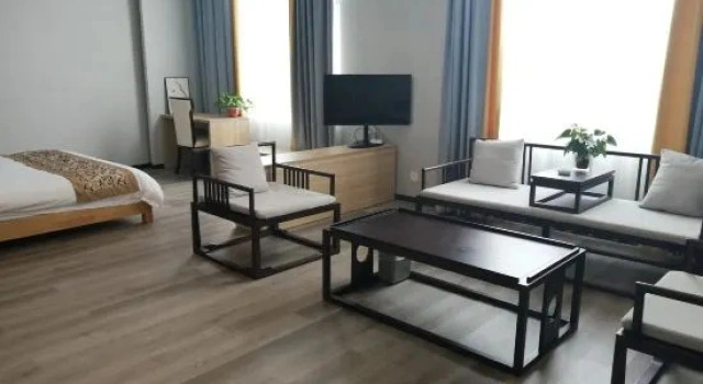 Luksusowy dwuosobowy suite Hong Xiang Hotel
