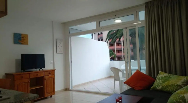 Apartamento Playa del Inglés - Yumbo I, Забронировать Апартаменты/квартира Отели Плайя дель Инглес с бассейном, рядом с Экуменический храм Эль-Сальвадор, Бассейн